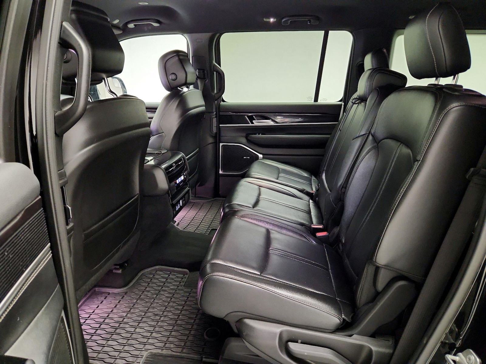 Rear Air Conditioning