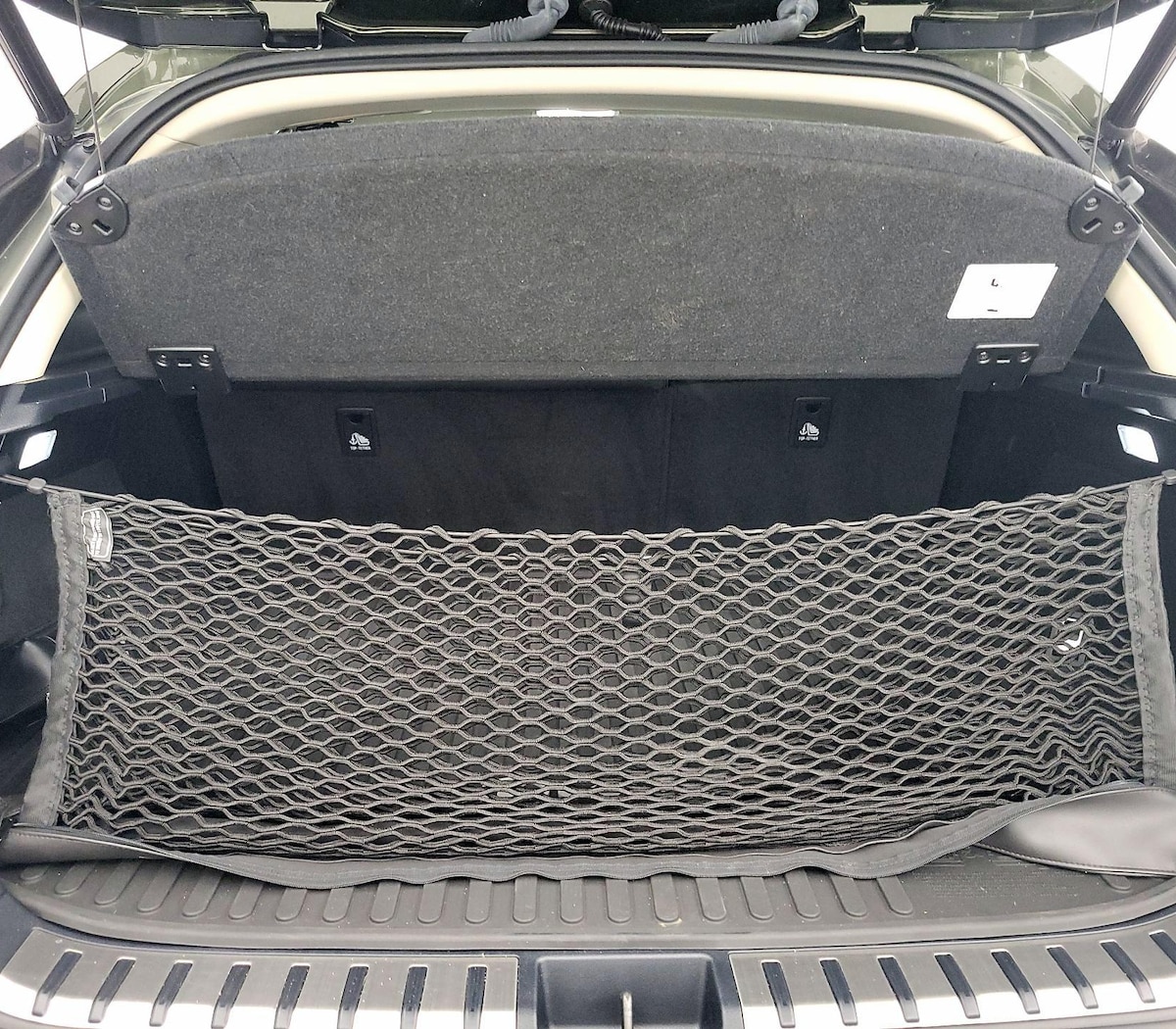 Trunk/Cargo (Seats Up)
