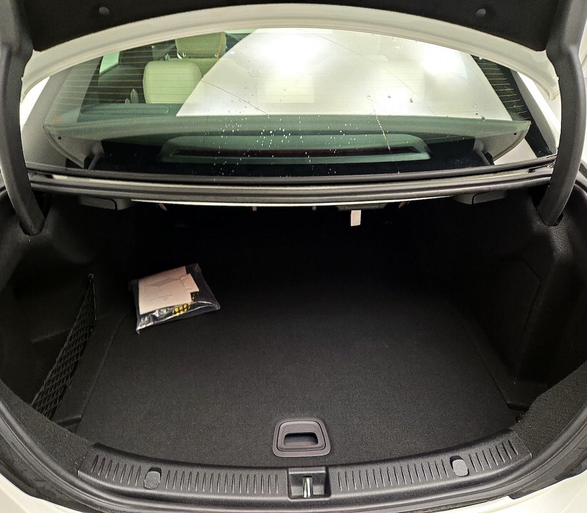 Trunk/Cargo (Seats Up)