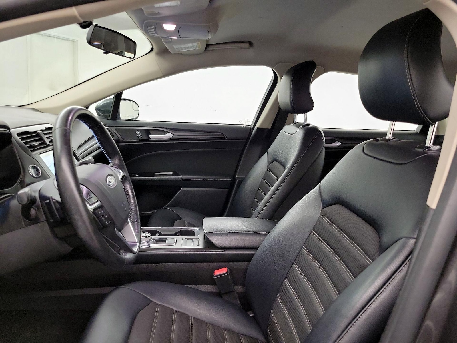 Power Seat(s) & Side Airbags