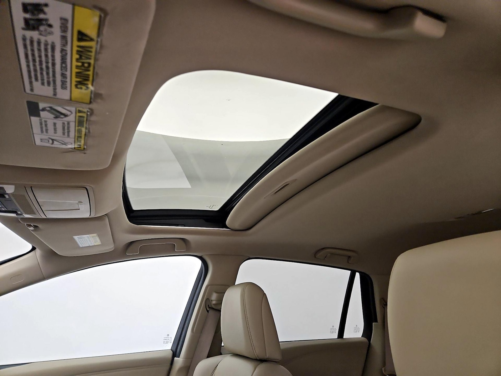 Sunroof(s) & Overhead Airbags