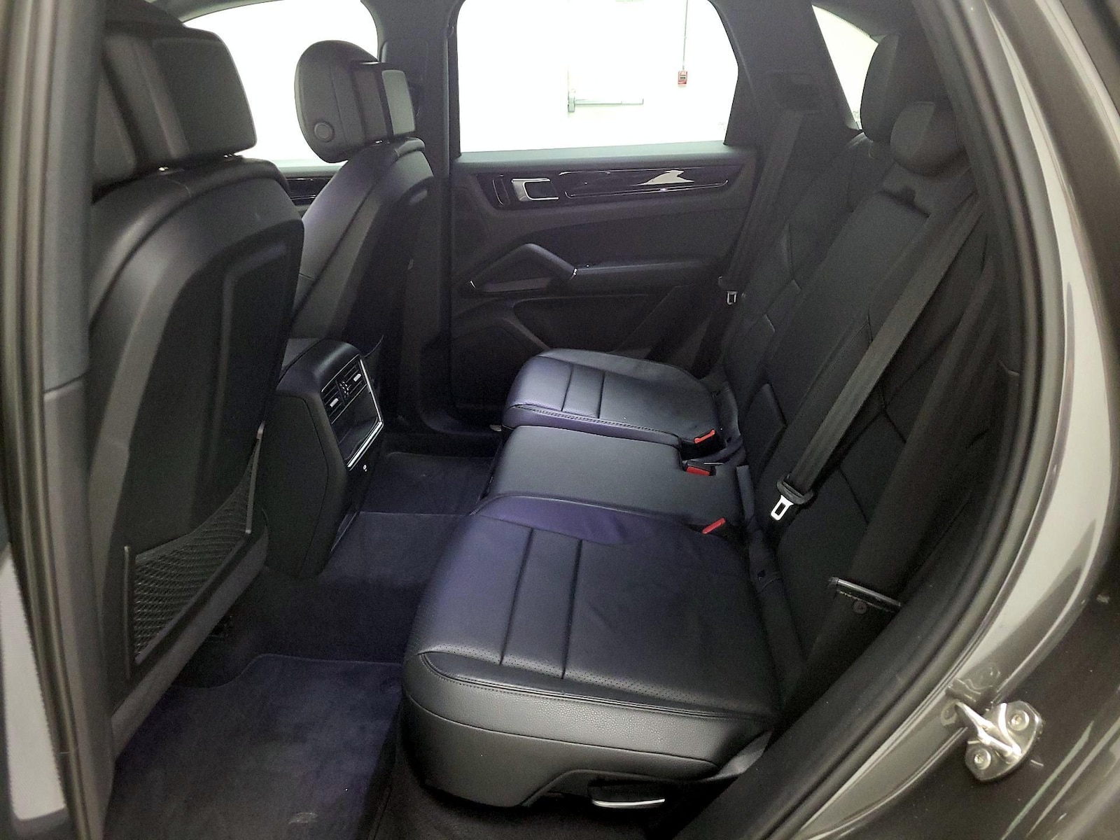 Rear Air Conditioning