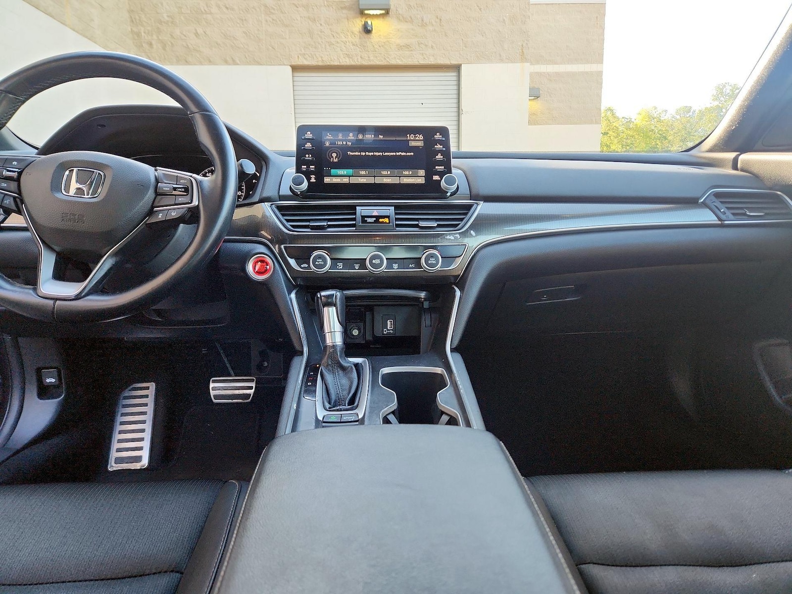 Apple CarPlay® & Android Auto™