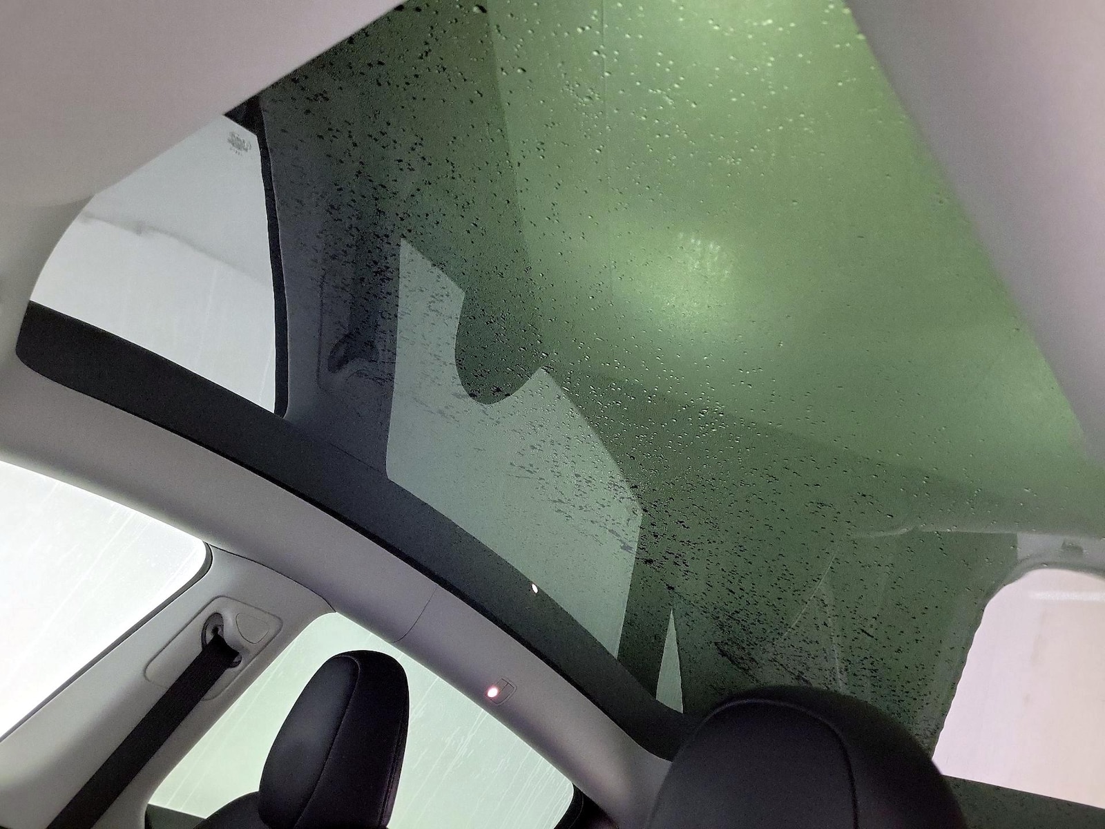 Skylight(s) & Overhead Airbags