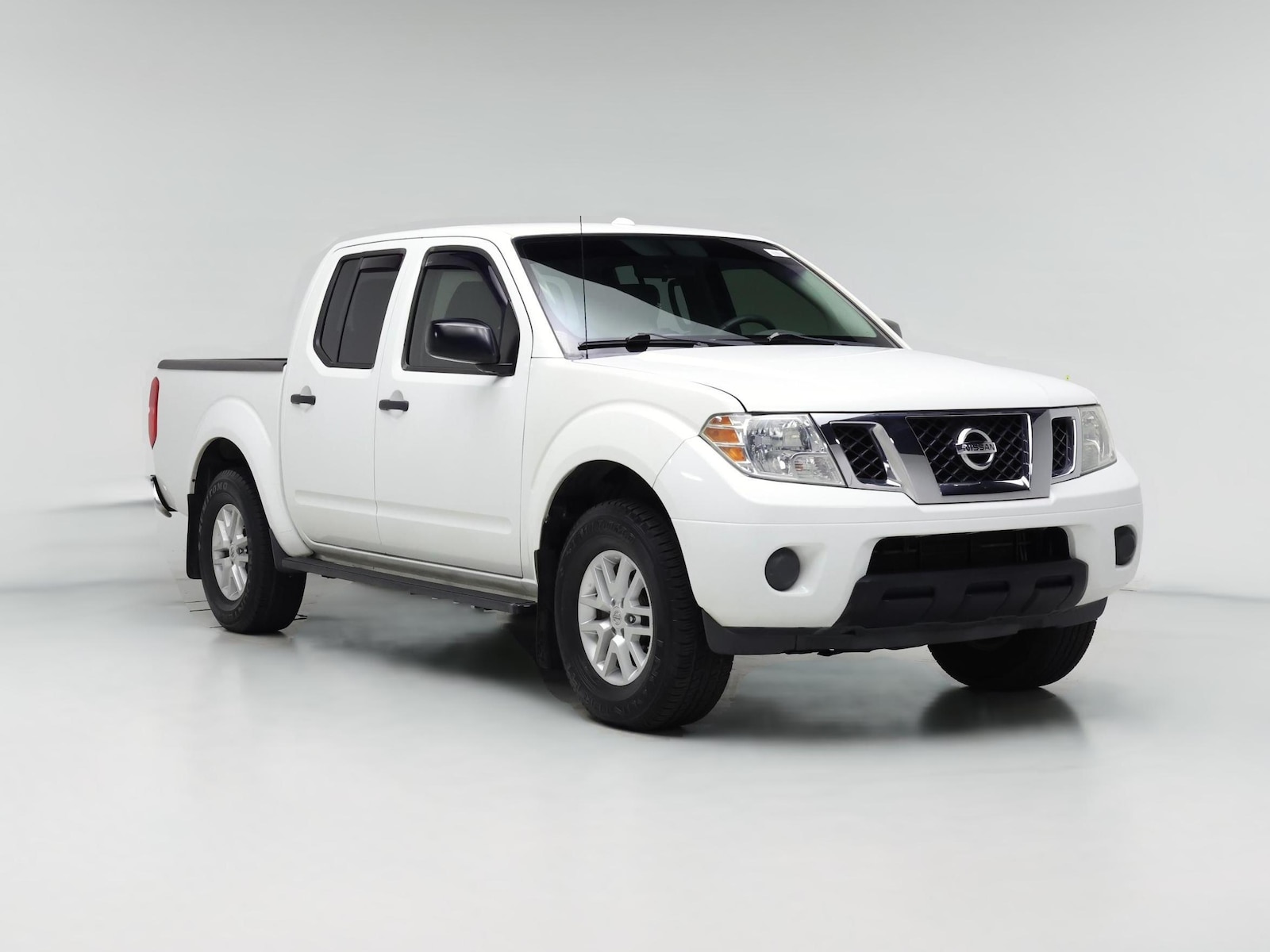 Bed Liner & Tow Hitch