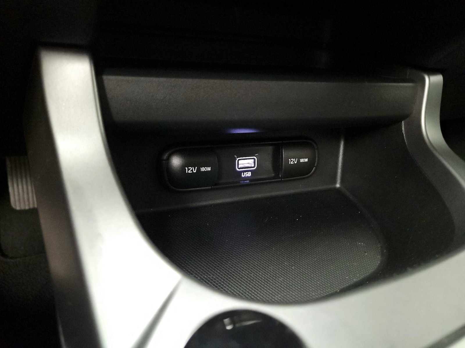 2023 Kia Seltos LX - Photo 19