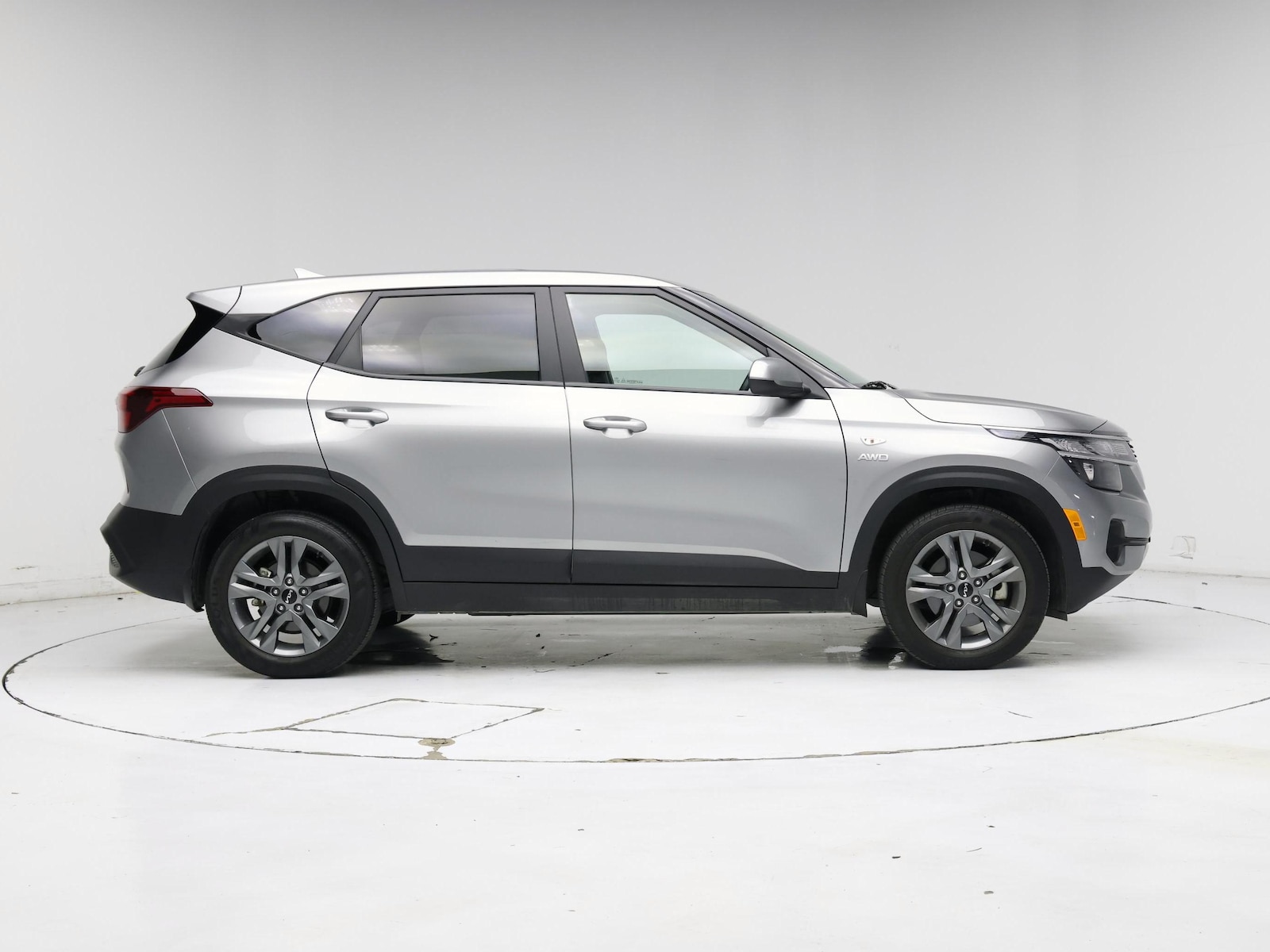 2023 Kia Seltos LX - Photo 8