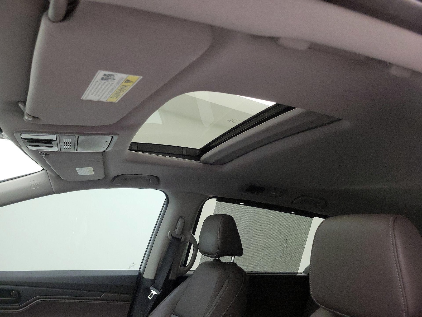 Sunroof(s) & Overhead Airbags