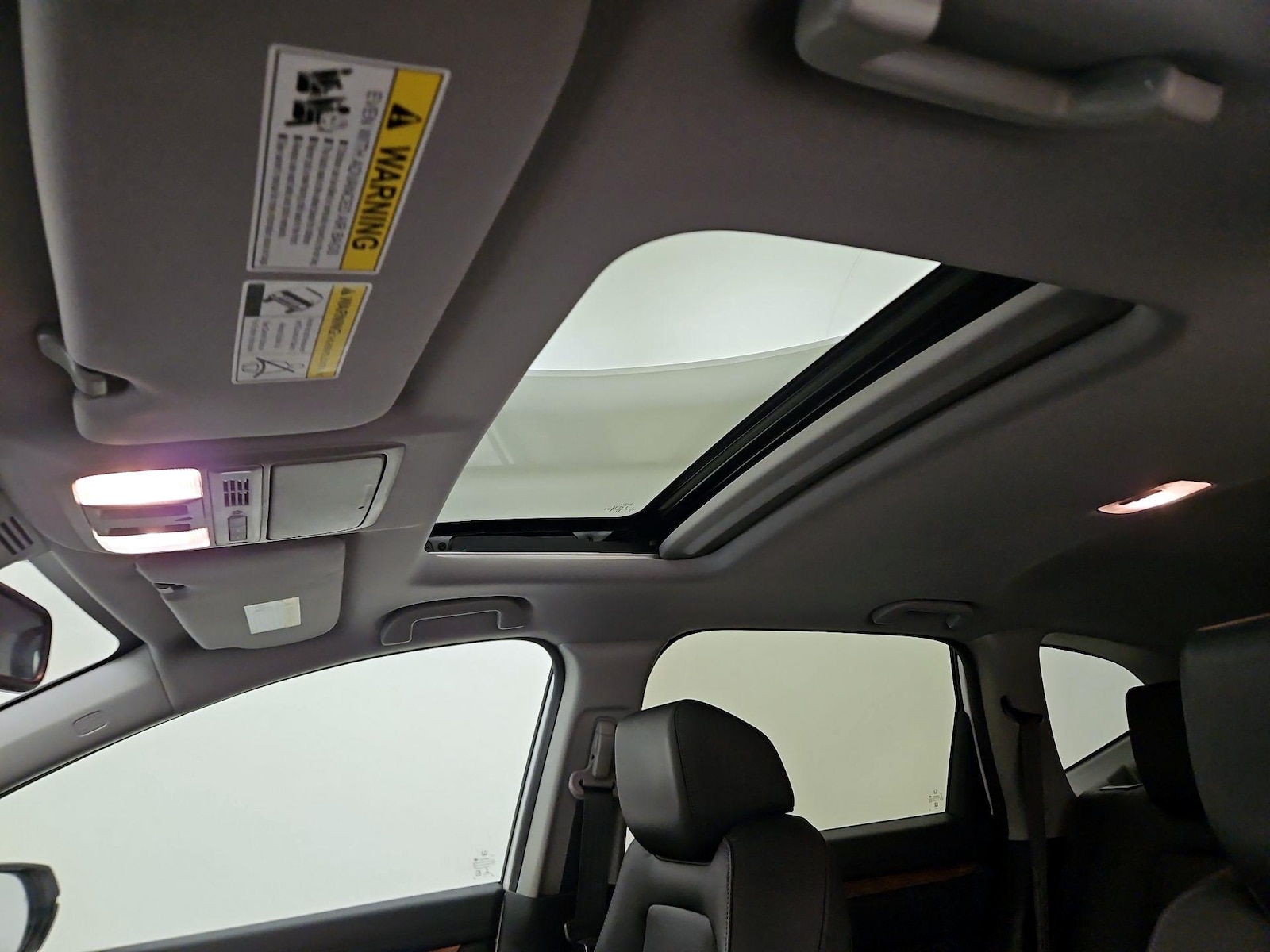 Sunroof(s) & Overhead Airbags