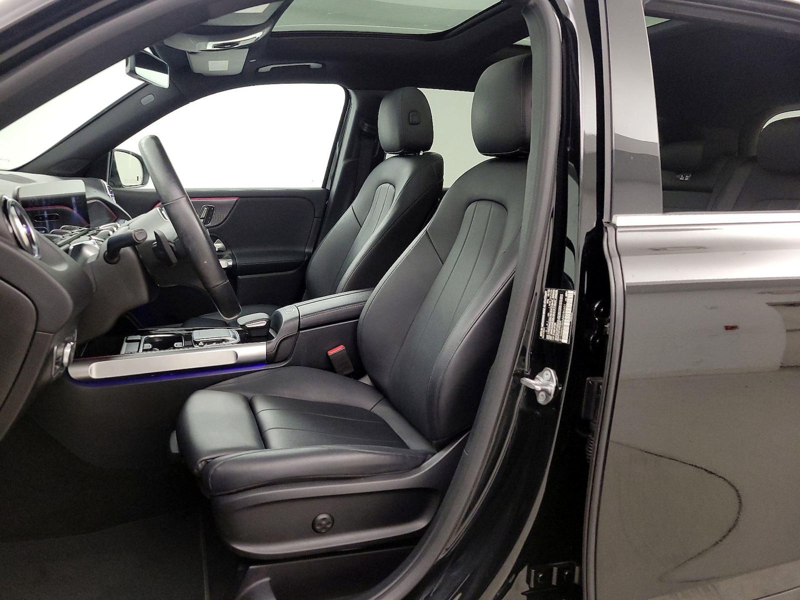 Power Seat(s) & Side Airbags
