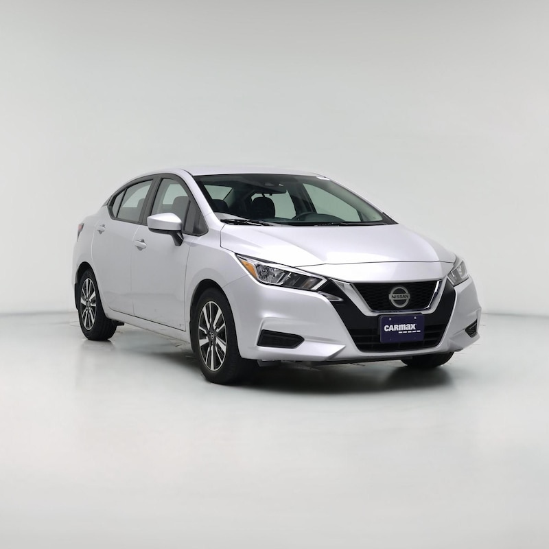 2022 Nissan Versa SV