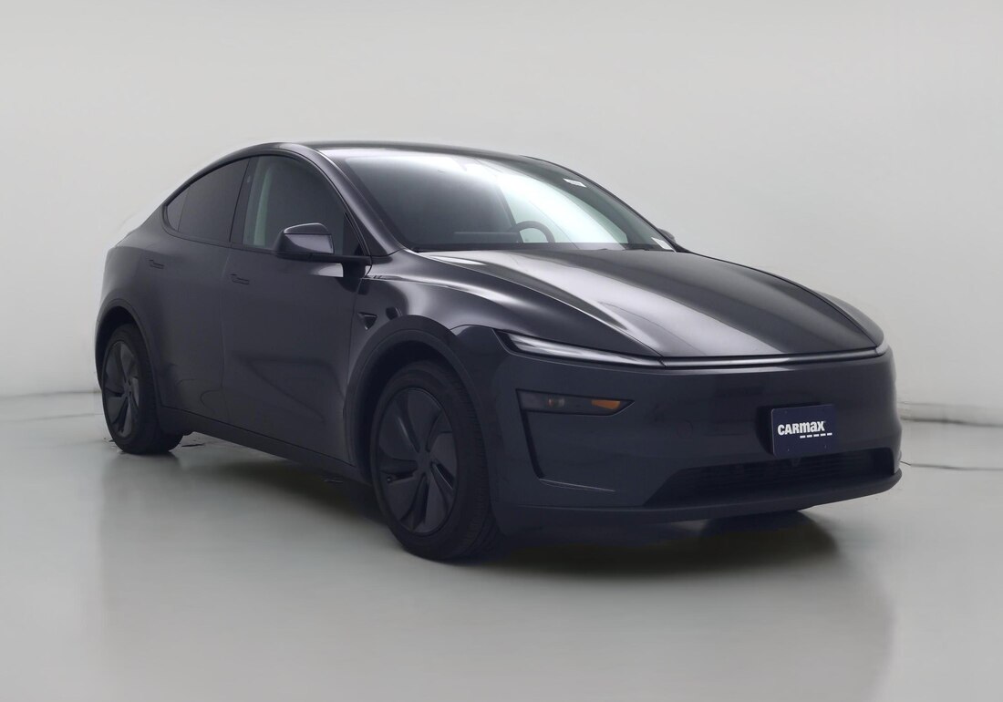 2026 Tesla Model Y Premium Rear-Wheel Drive in Gray — CarMax photo