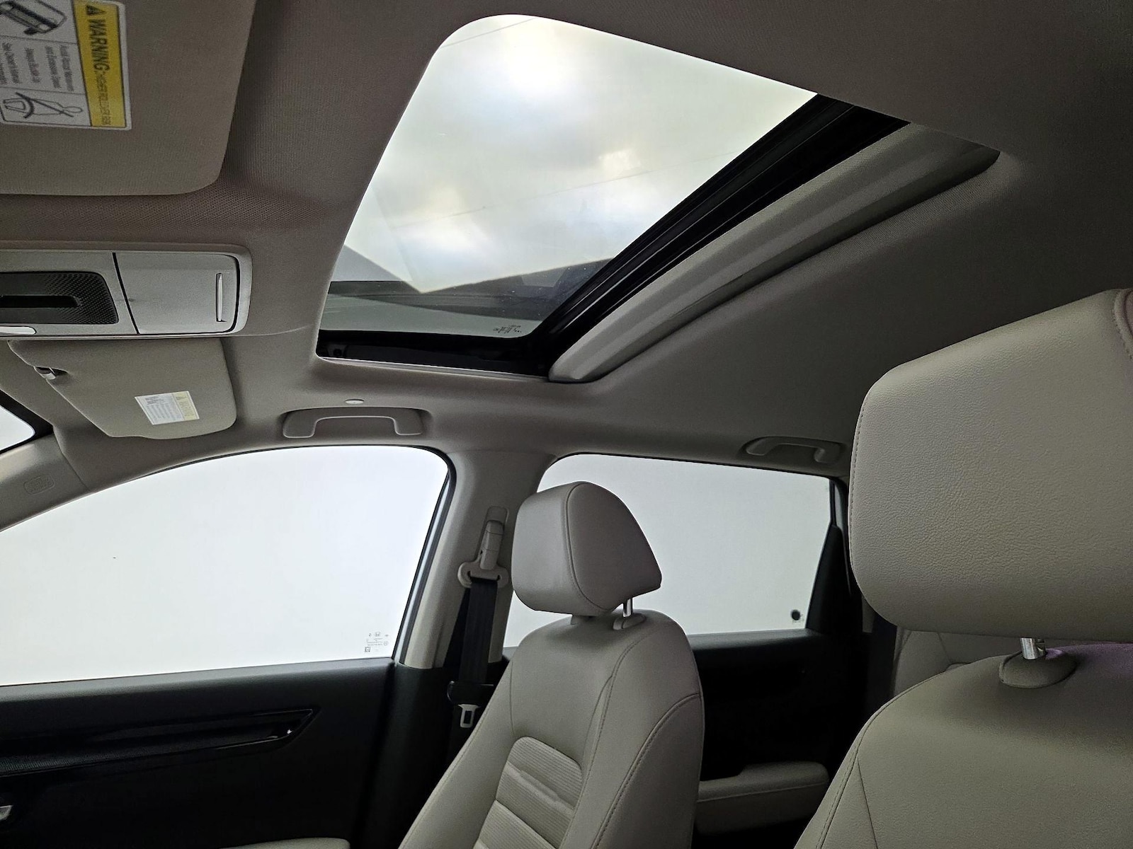 Sunroof(s) & Overhead Airbags