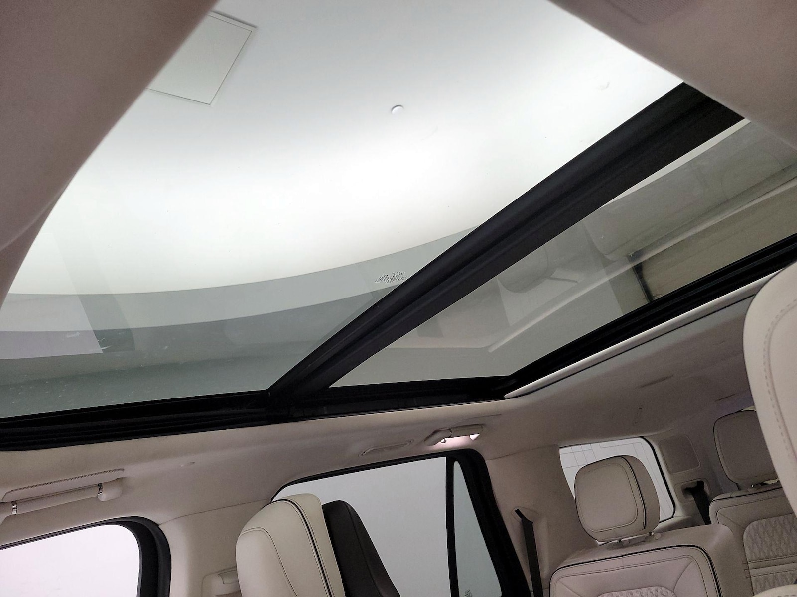 Panoramic Sunroof