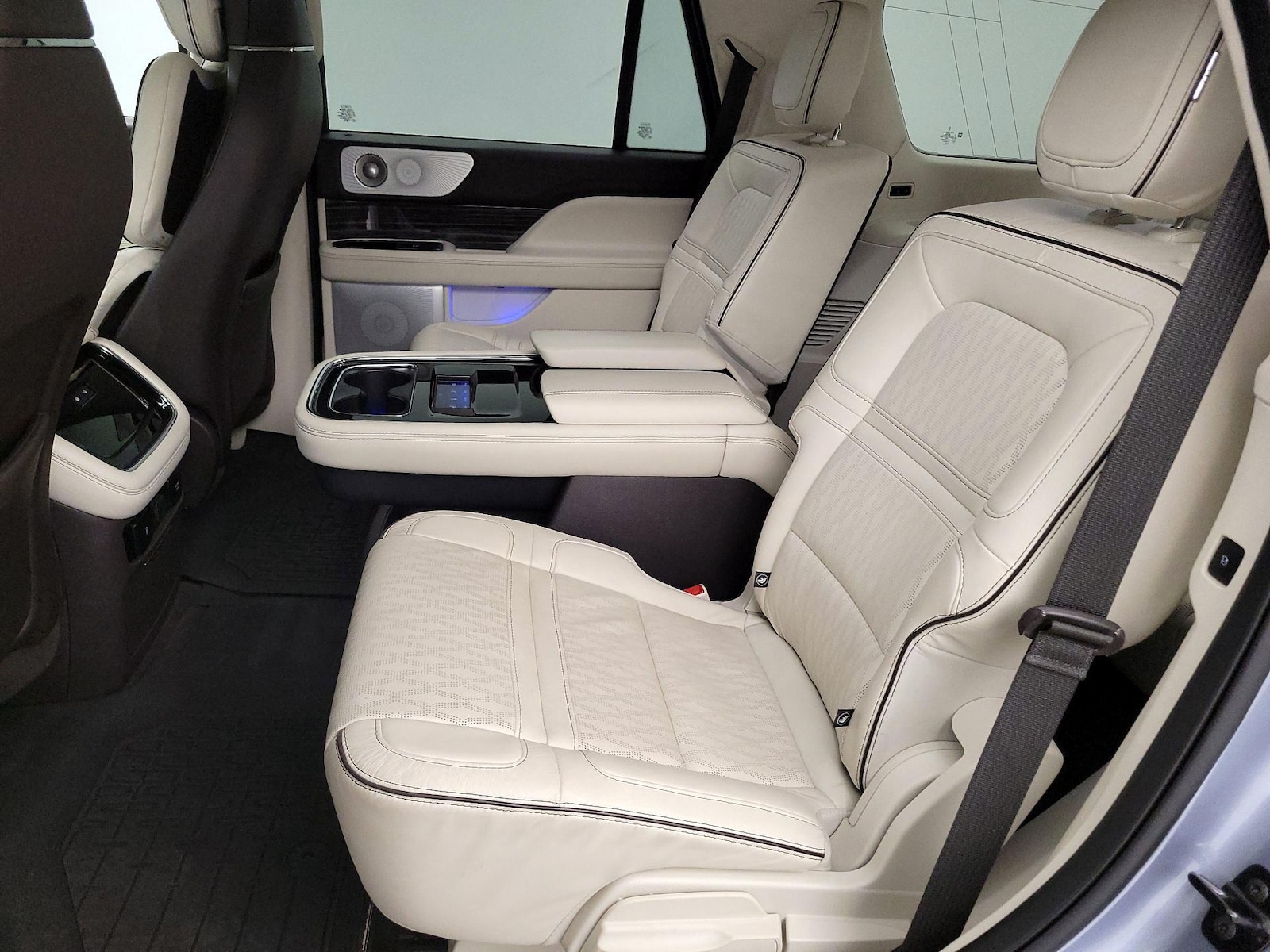 Rear Air Conditioning