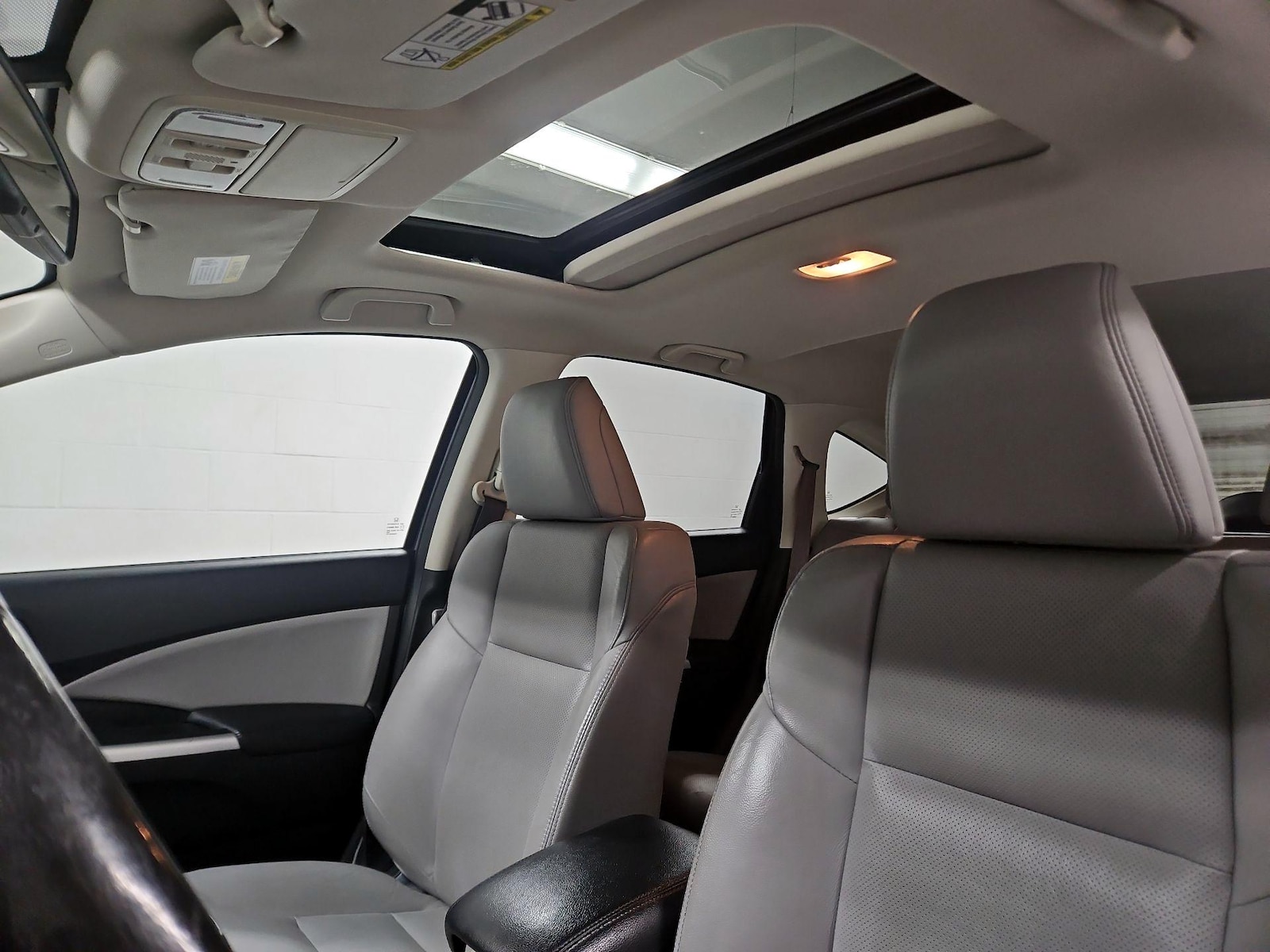Sunroof(s) & Overhead Airbags
