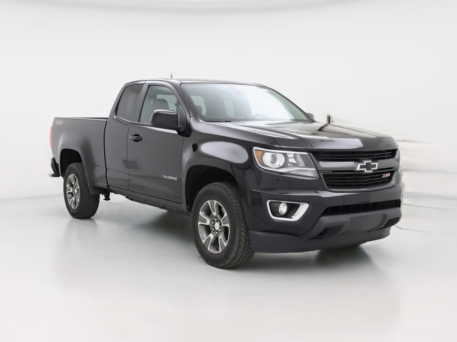 Bed Liner & Tow Hitch