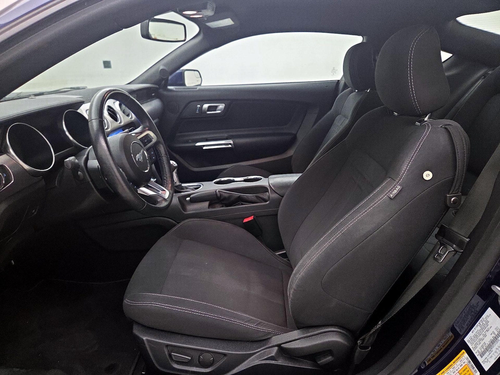 Power Seat(s) & Side Airbags