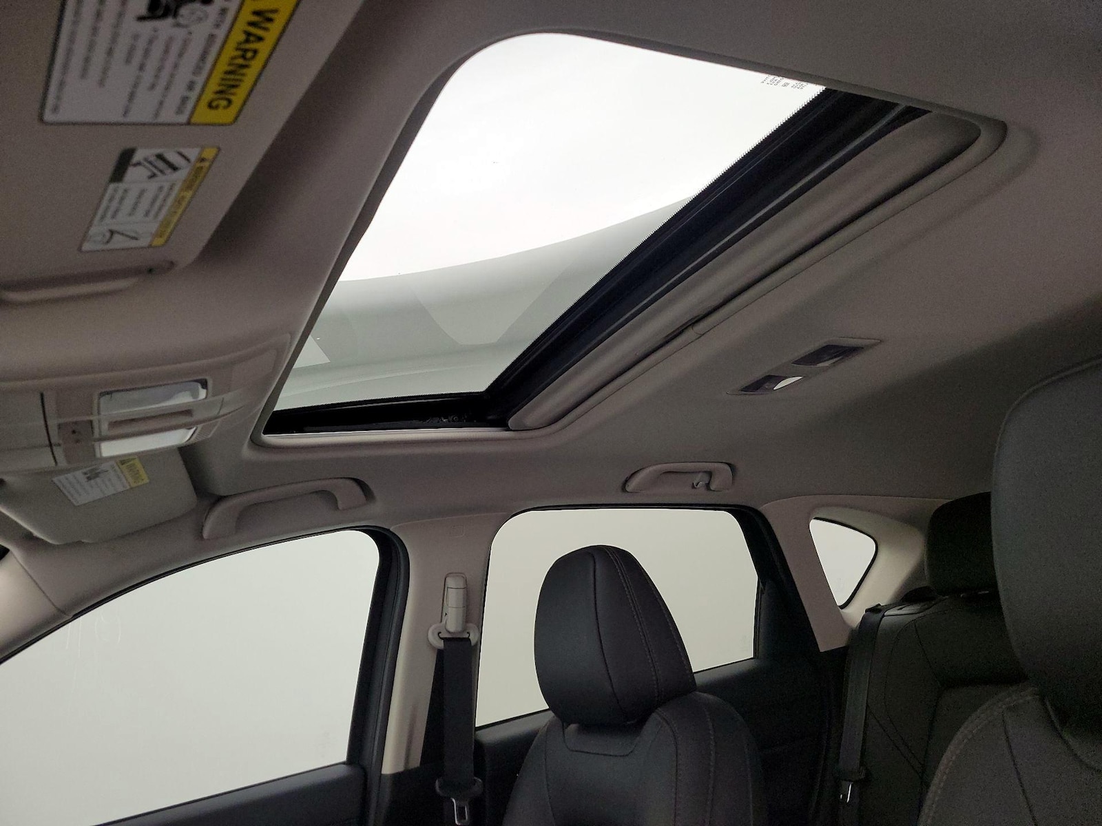 Sunroof(s) & Overhead Airbags