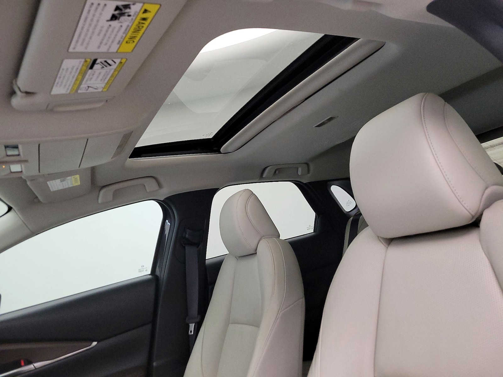 Sunroof(s) & Overhead Airbags