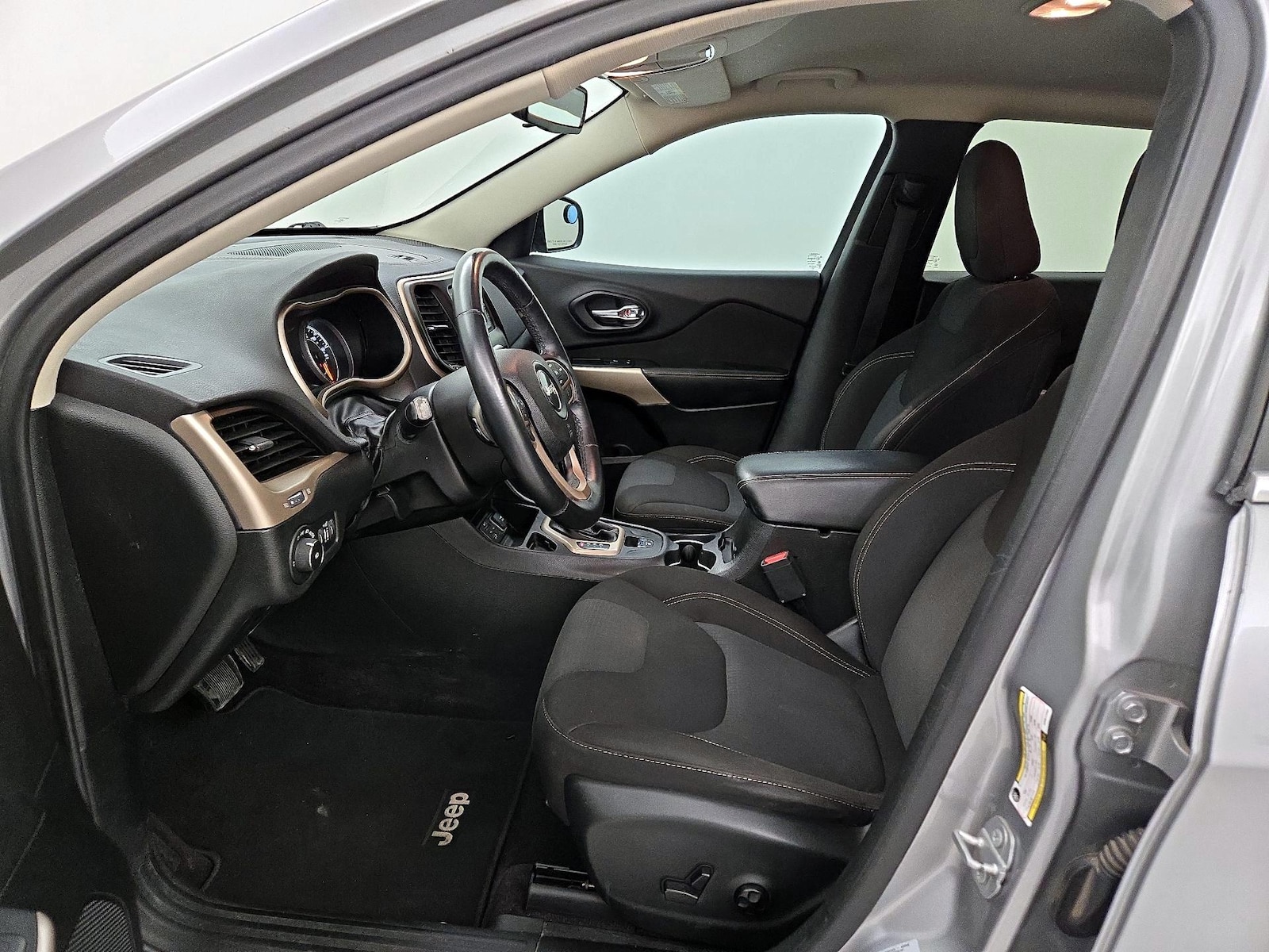 Power Seat(s) & Side Airbags