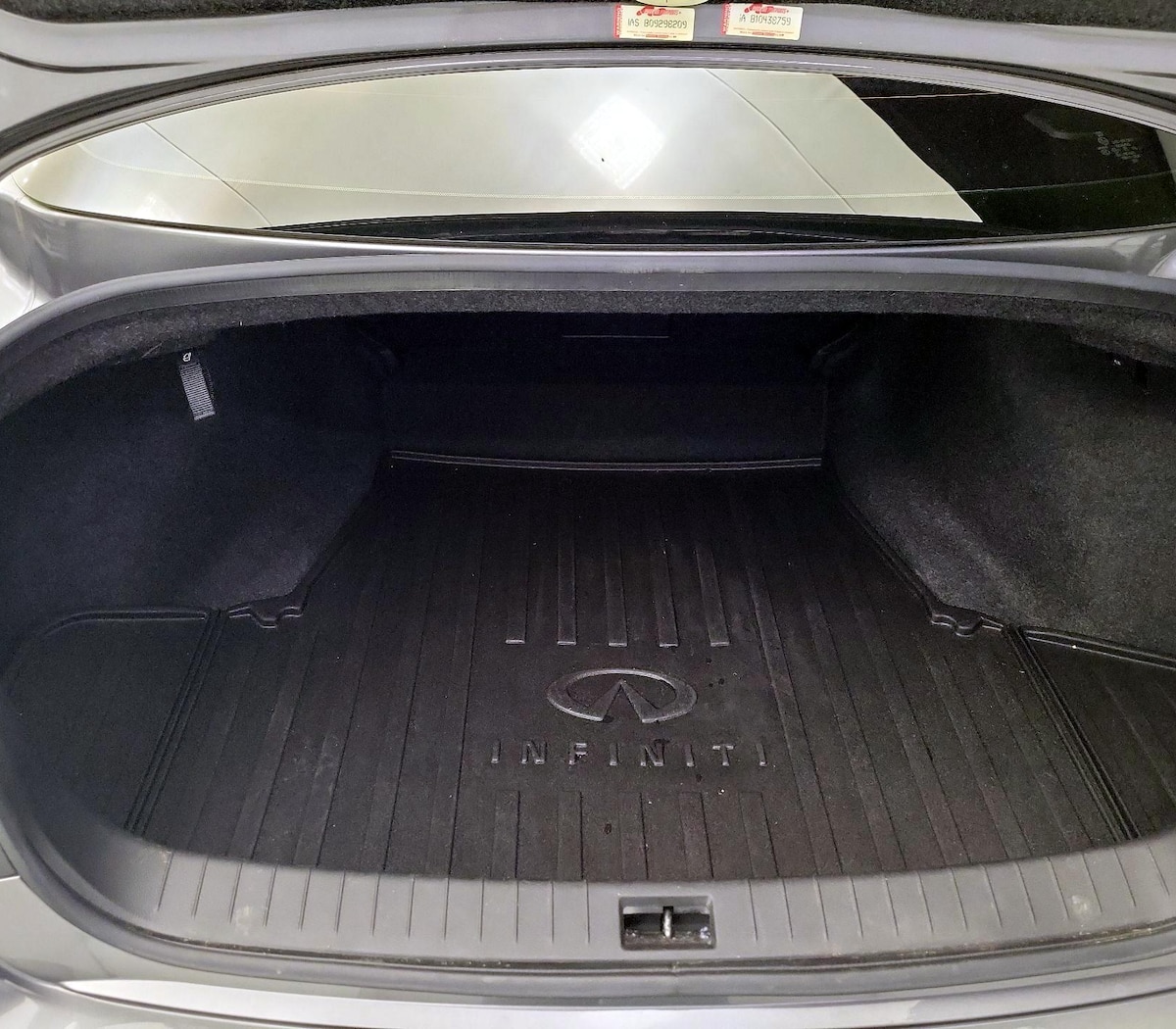 Trunk/Cargo (Seats Up)