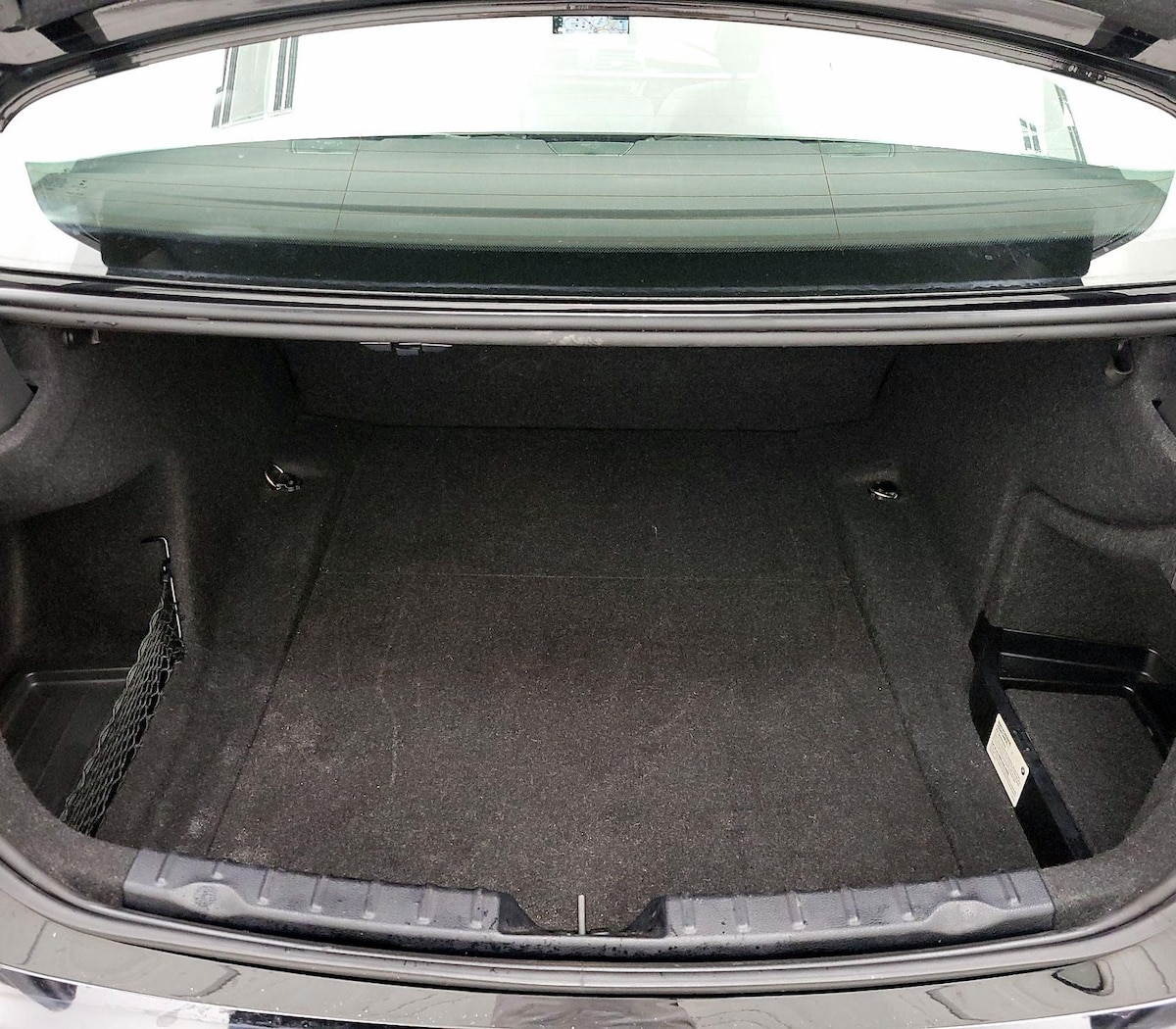 Trunk/Cargo (Seats Up)