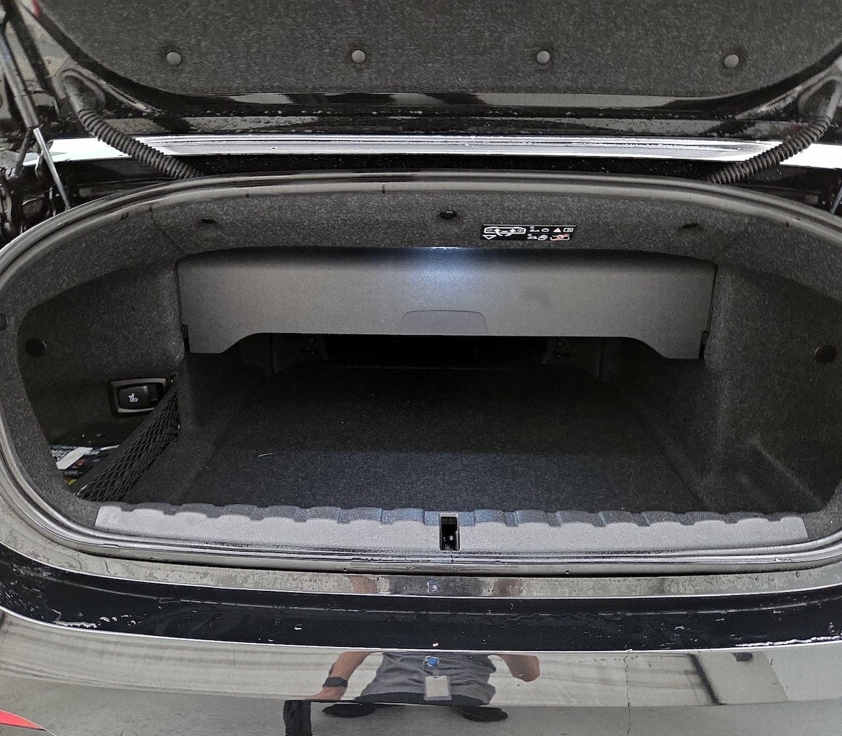 Trunk/Cargo (Seats Up)