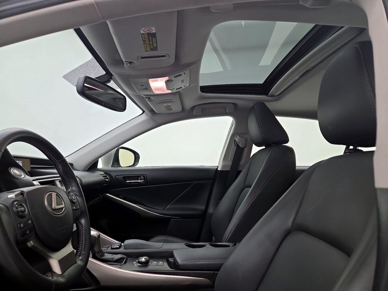 Sunroof(s) & Overhead Airbags