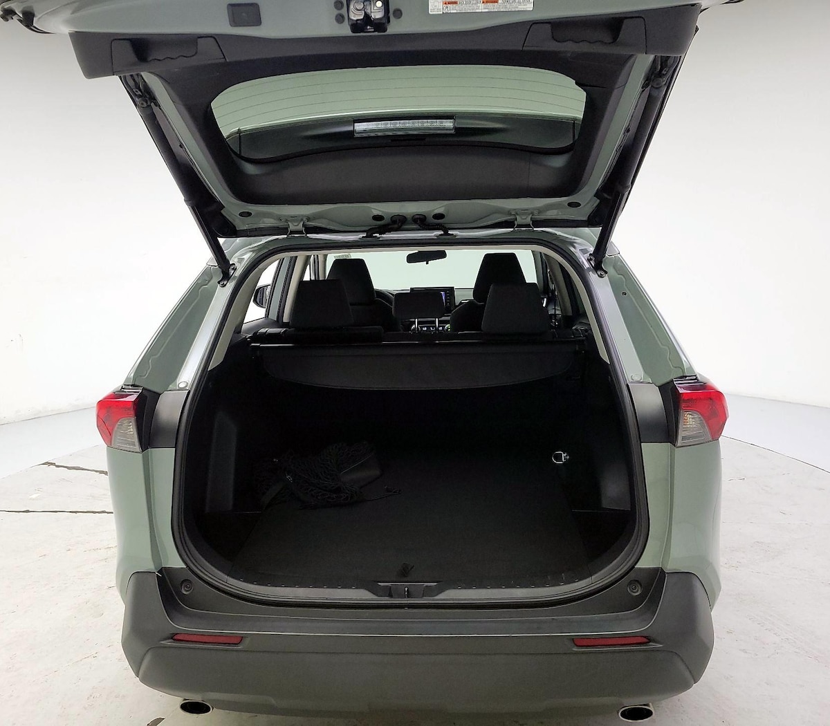 Trunk/Cargo (Seats Up)