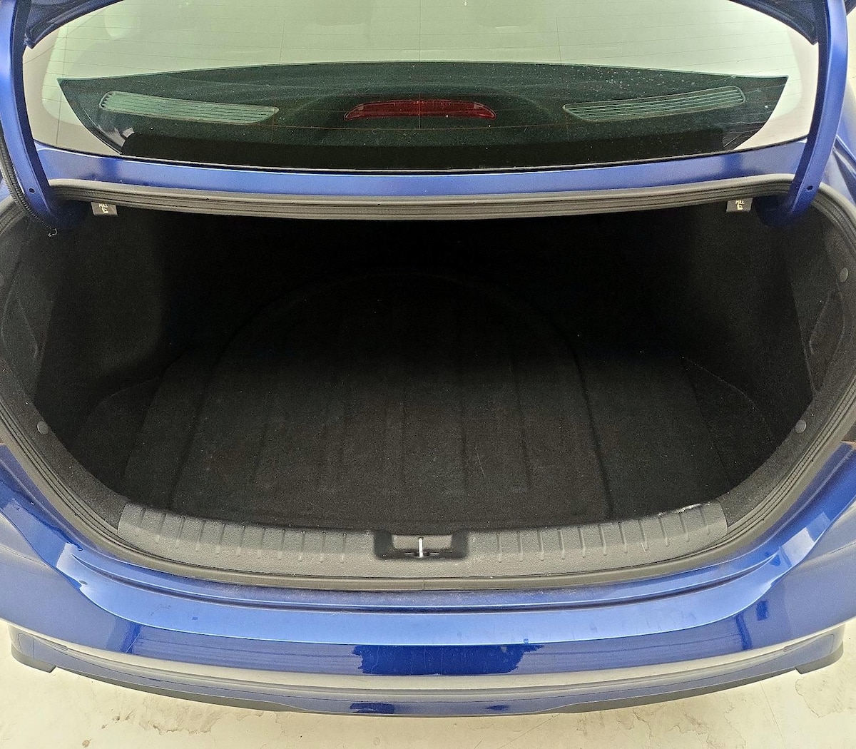 Trunk/Cargo (Seats Up)