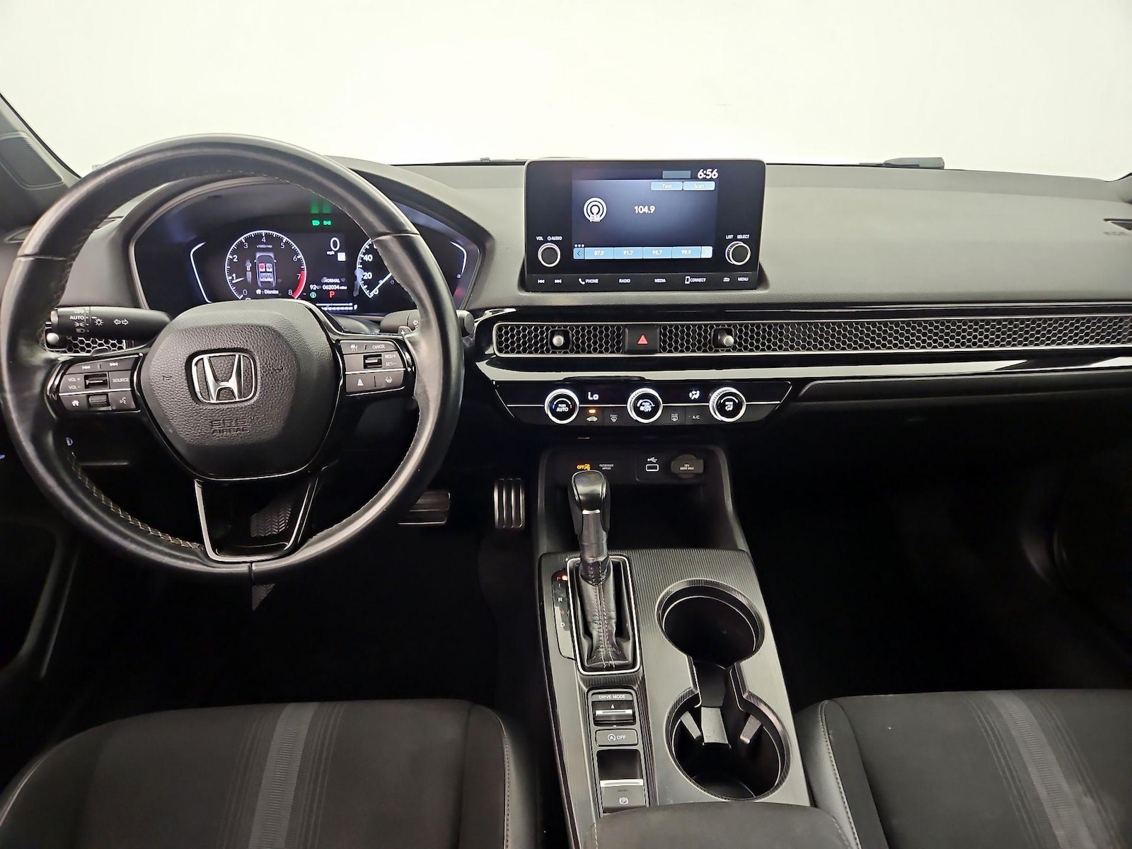 Apple CarPlay® & Android Auto™