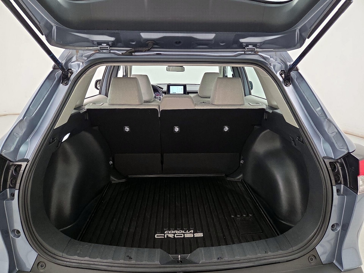 Trunk/Cargo (Seats Up)