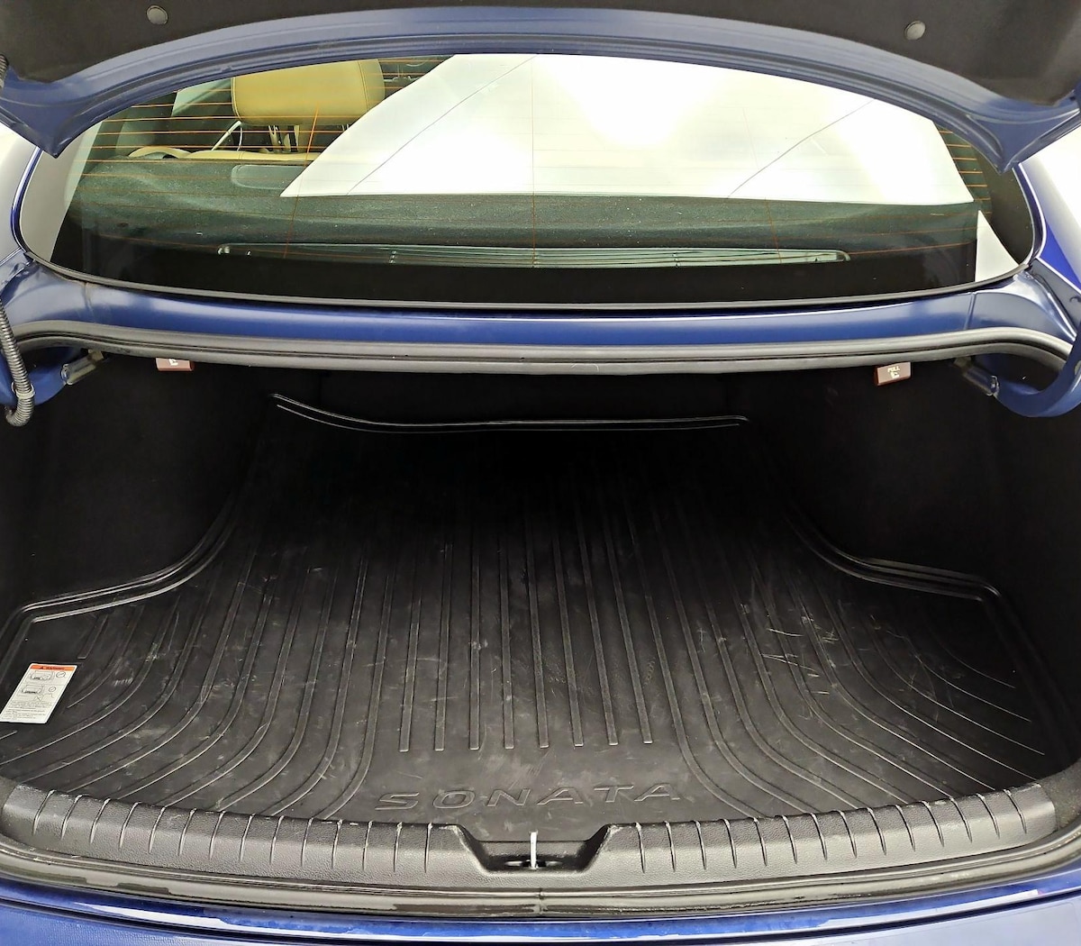 Trunk/Cargo (Seats Up)