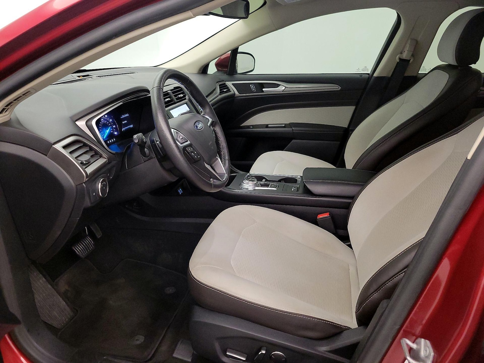 Power Seat(s) & Side Airbags