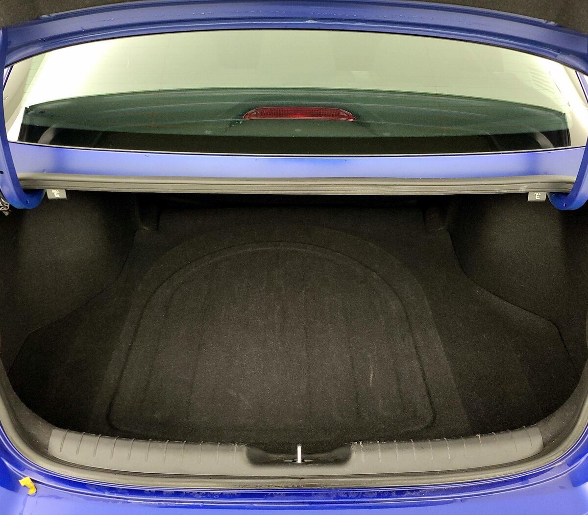 Trunk/Cargo (Seats Up)