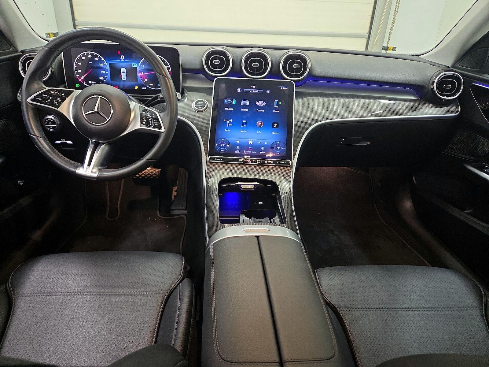 Apple CarPlay® & Android Auto™