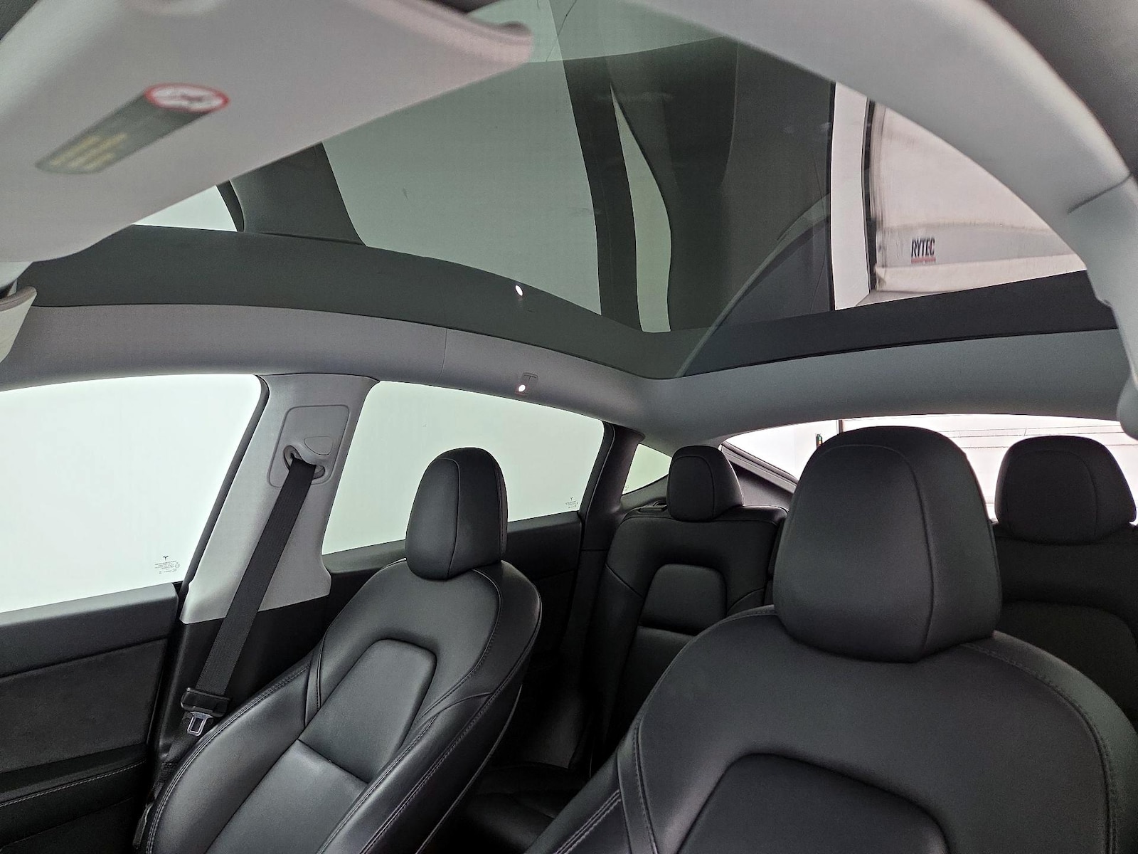 Skylight(s) & Overhead Airbags