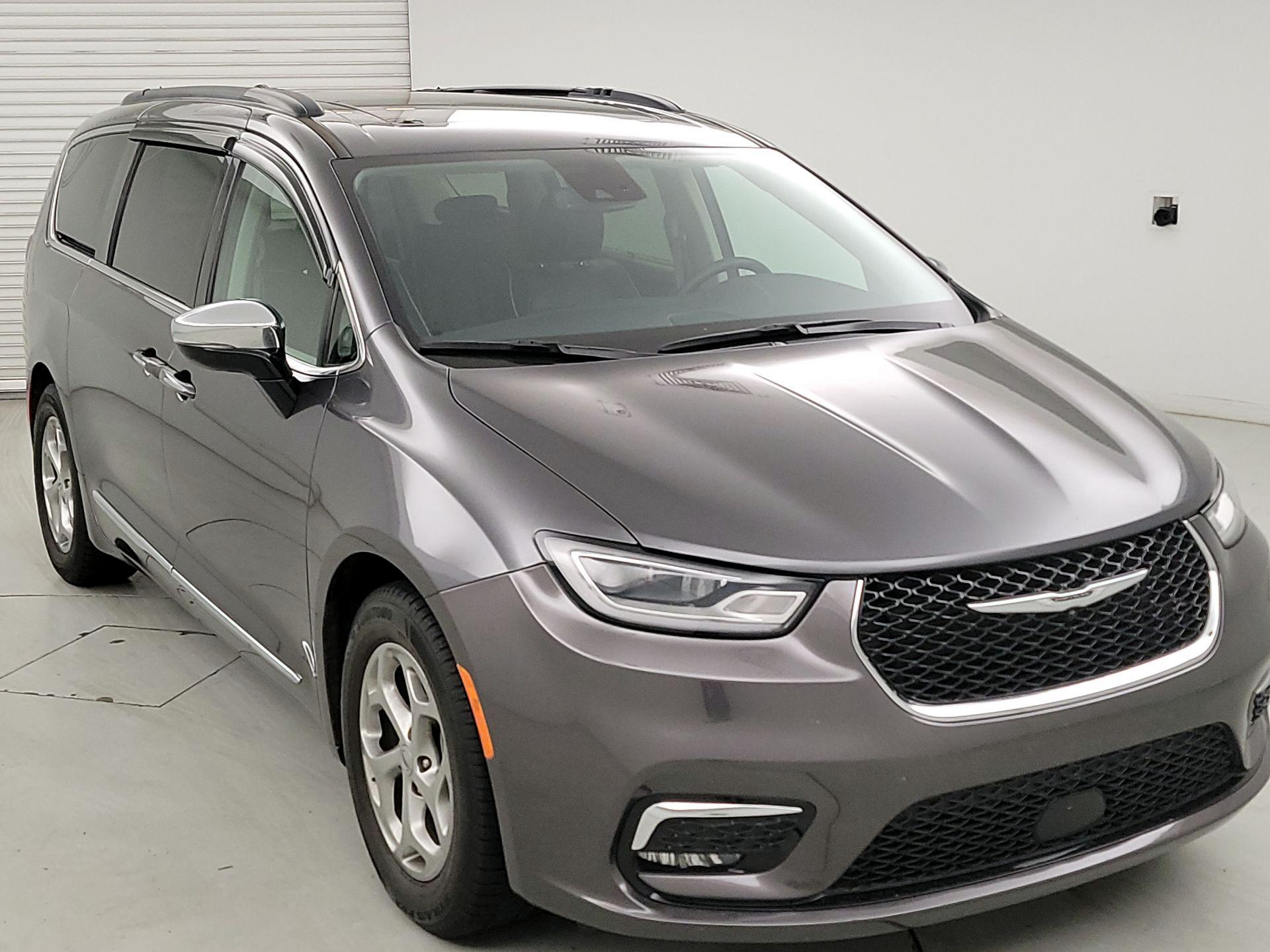 Gray 2023 Chrysler Pacifica Minivan Front-Wheel Drive Automatic