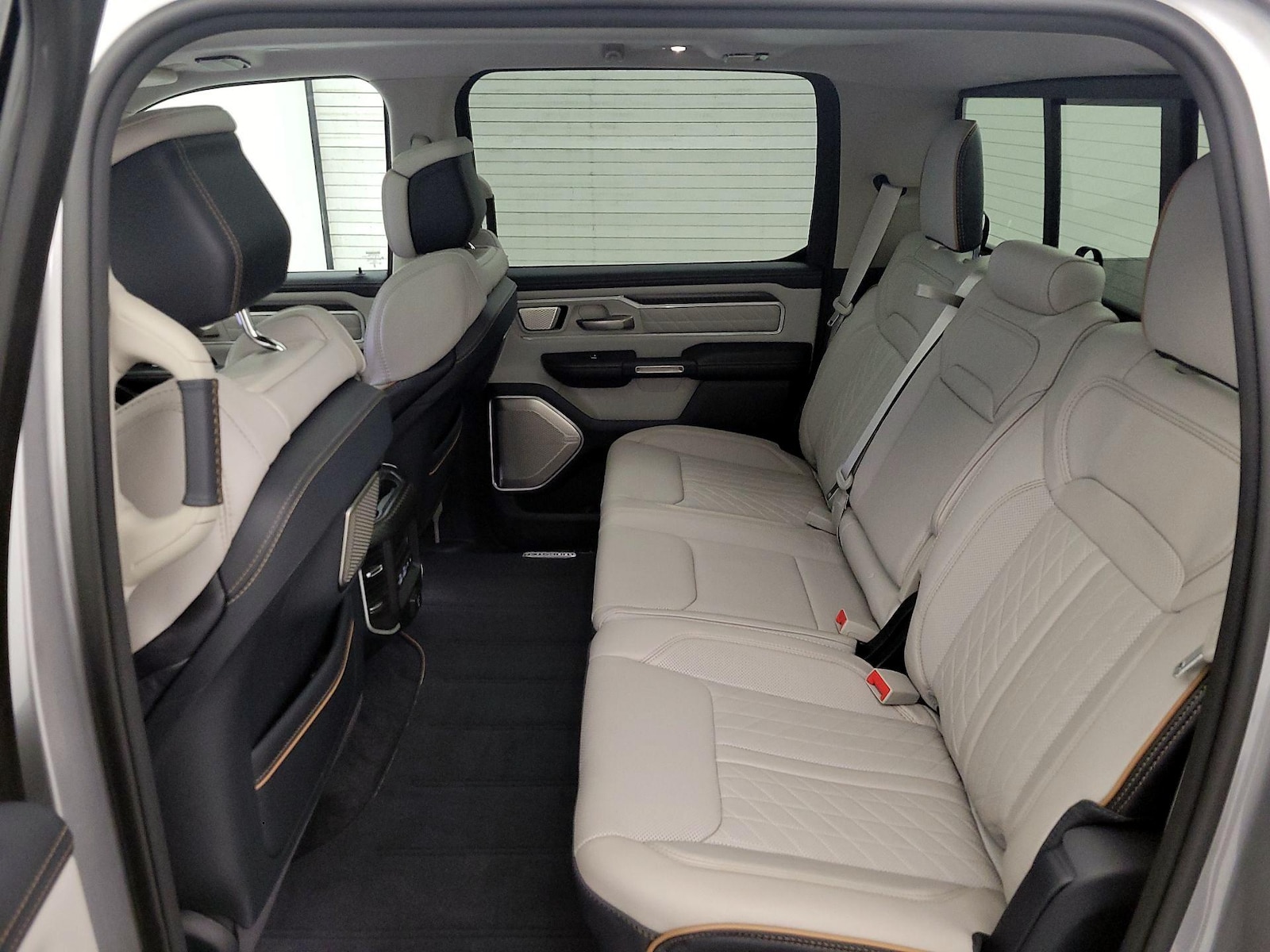 Rear A/C Seat(s)