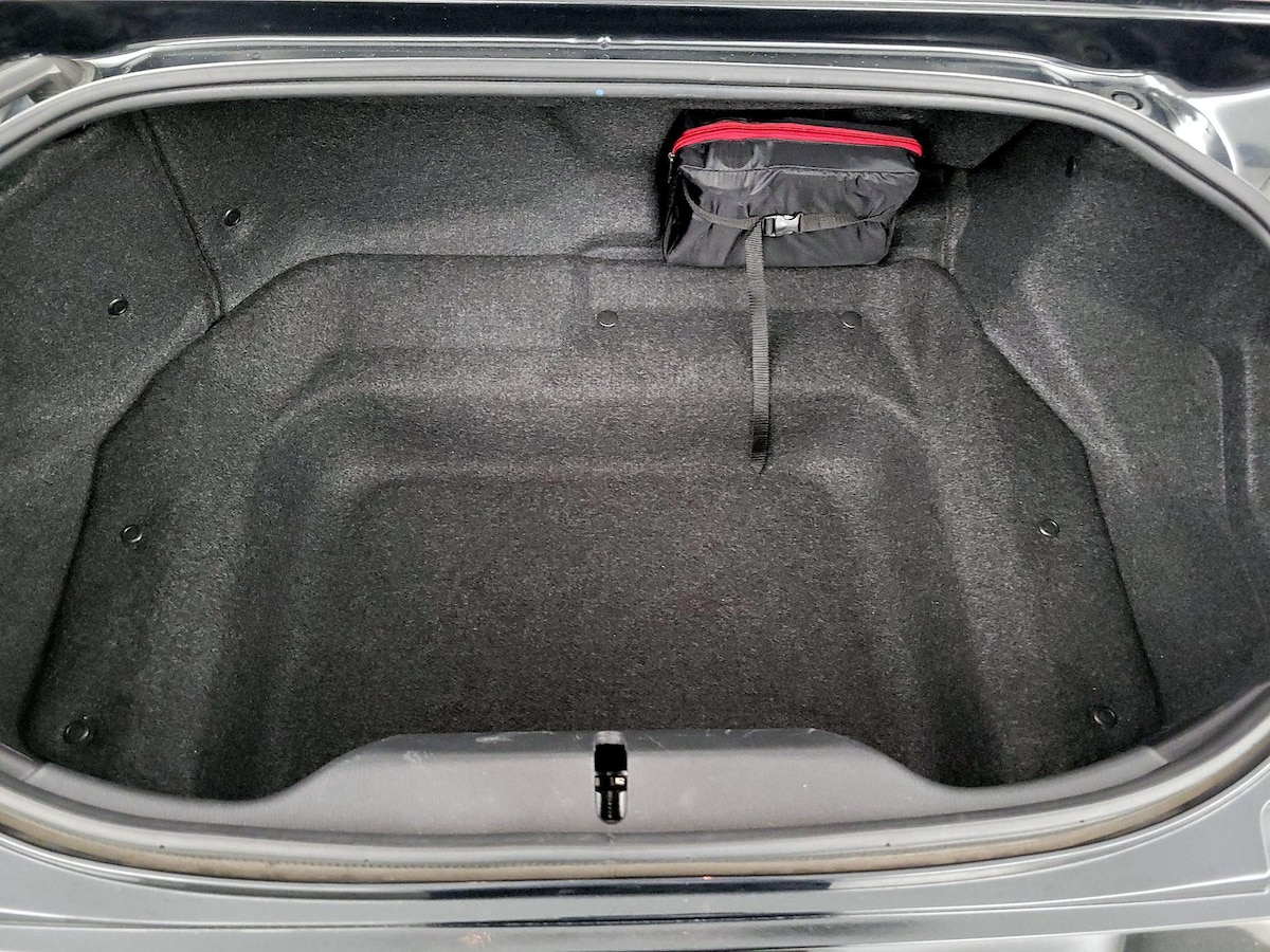 Trunk/Cargo (Seats Up)