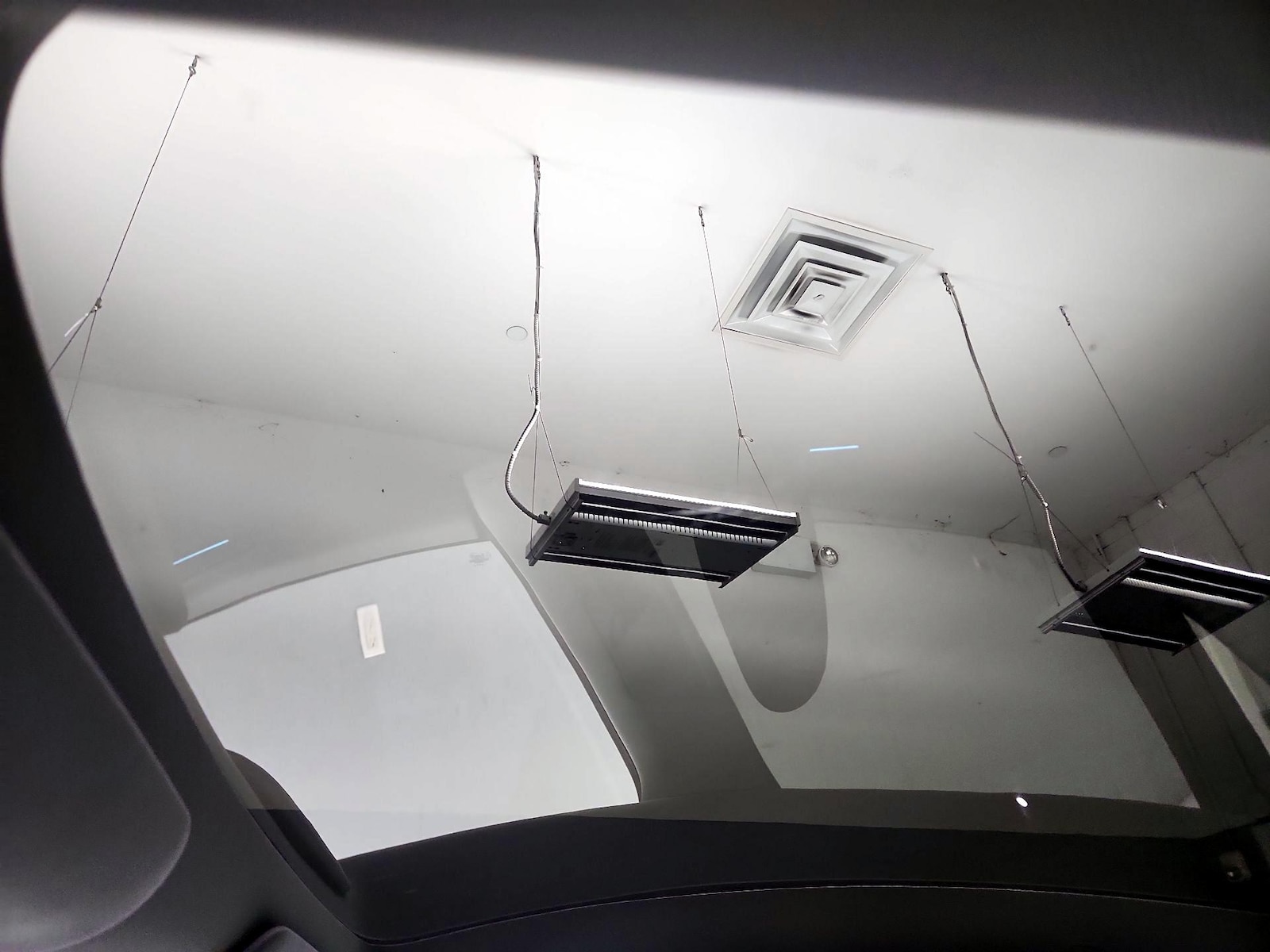 Skylight(s) & Overhead Airbags