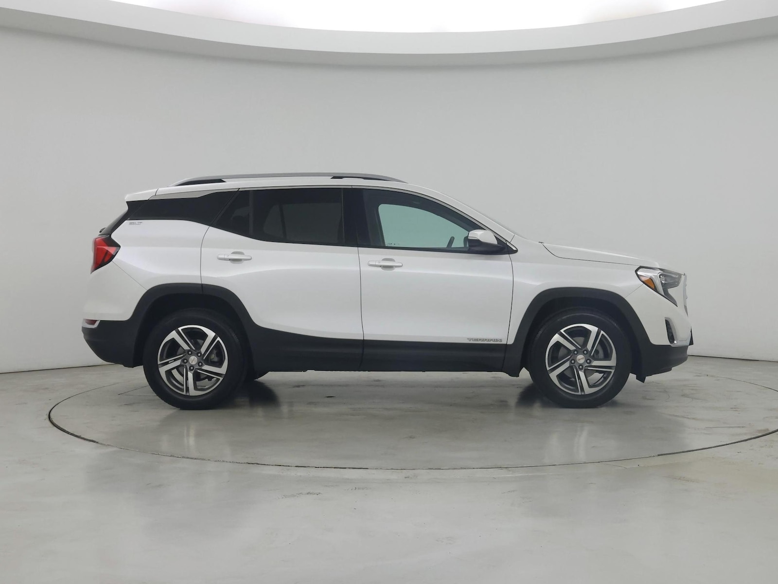 2020 GMC Terrain SLT - Photo 8