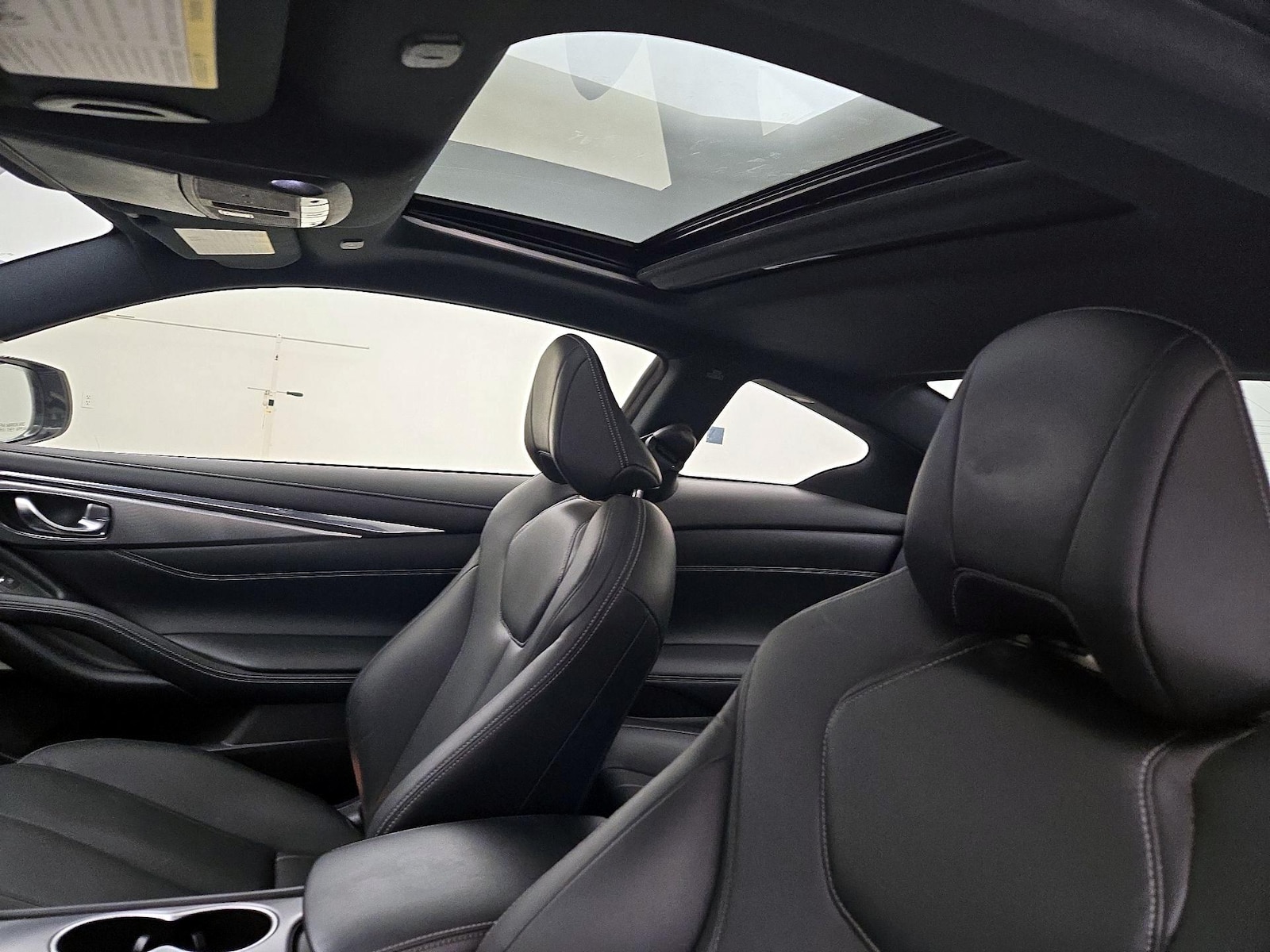 Sunroof(s) & Overhead Airbags