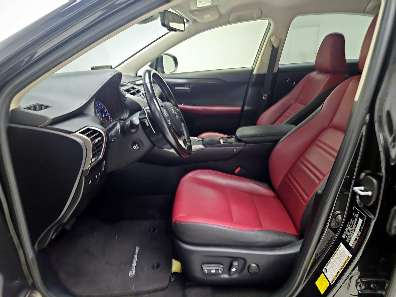 Power Seat(s) & Side Airbags