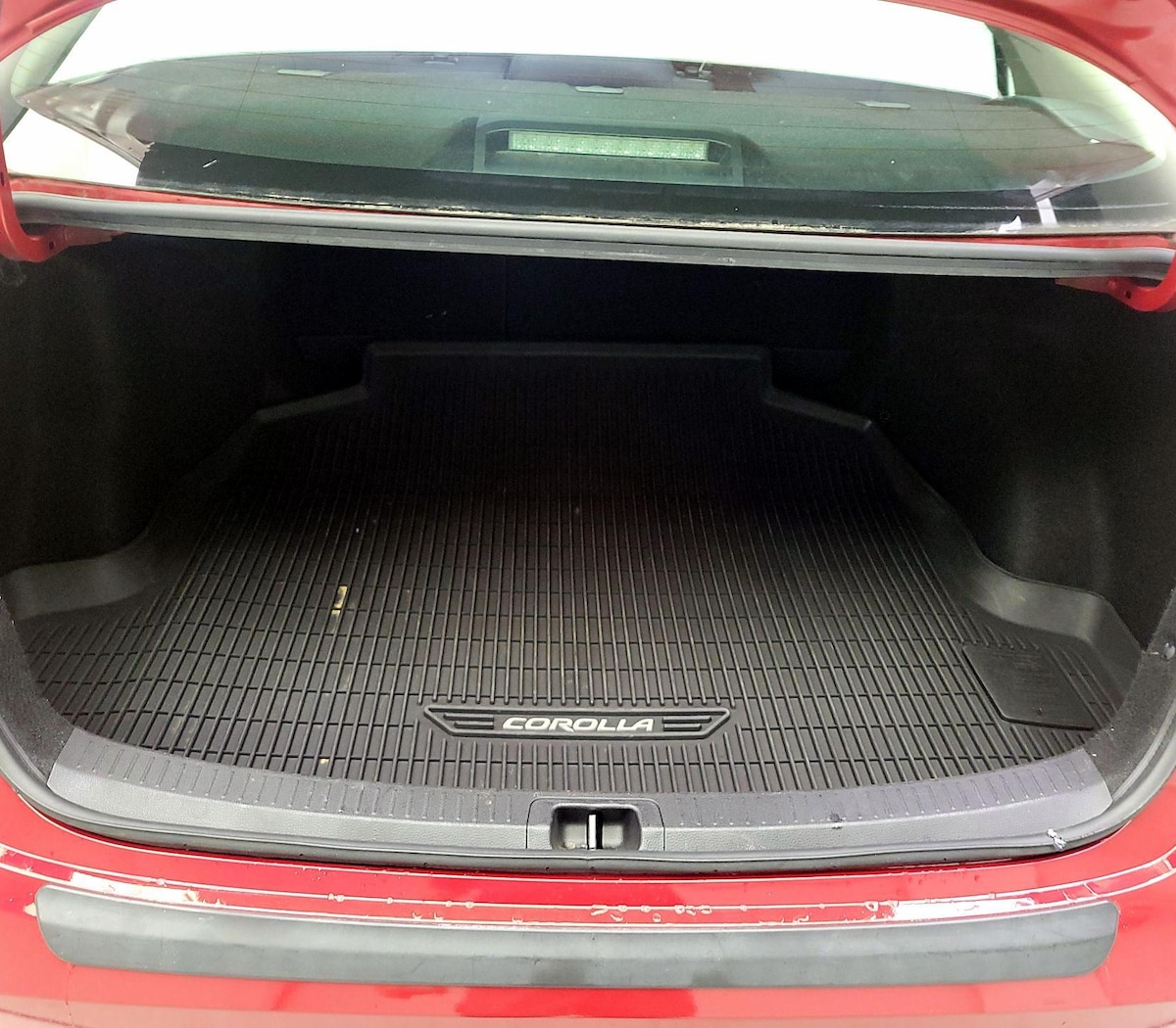 Trunk/Cargo (Seats Up)