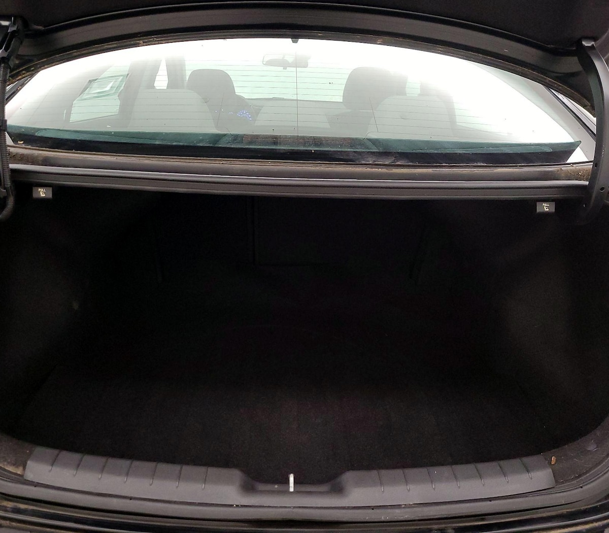 Trunk/Cargo (Seats Up)