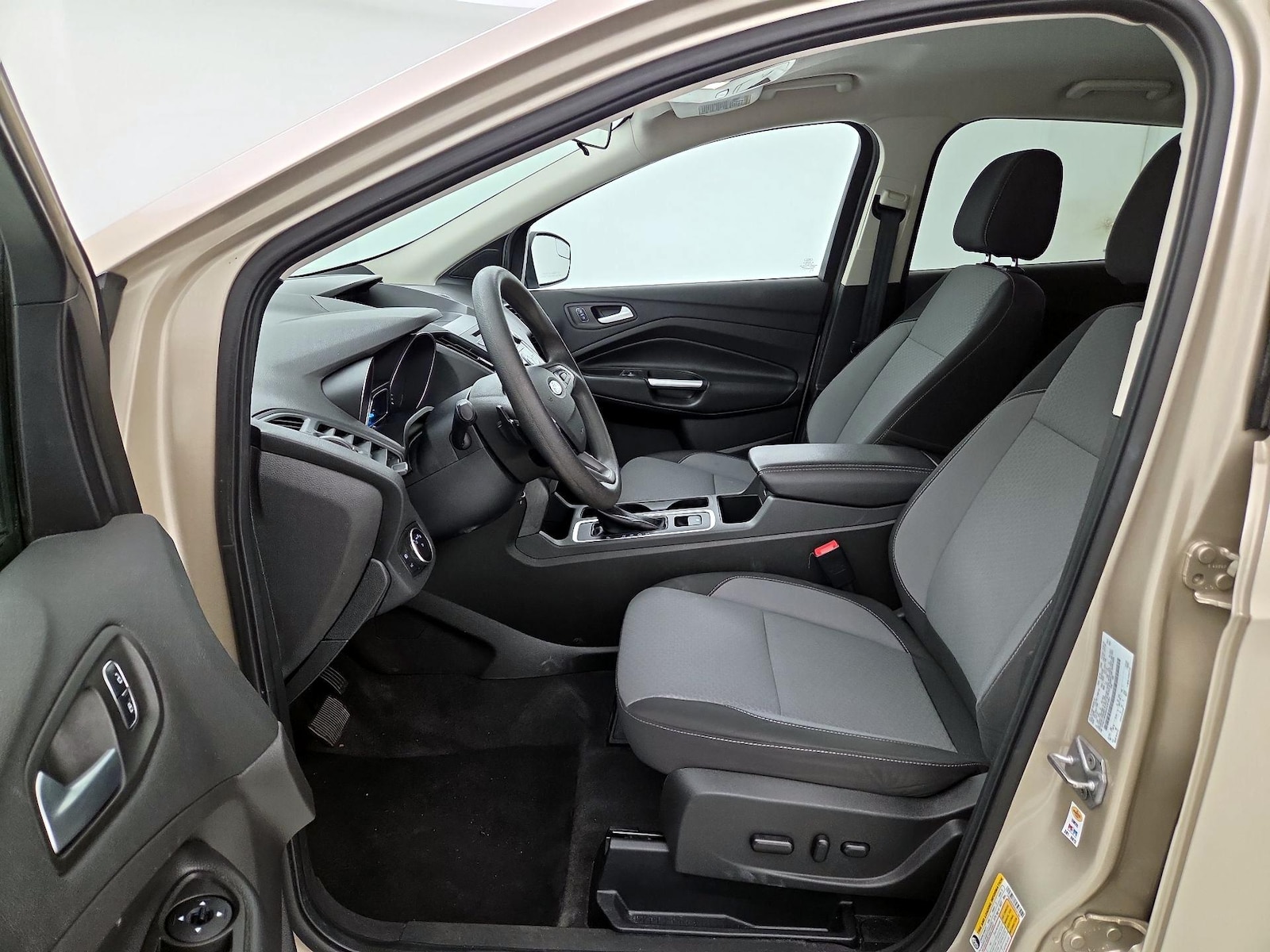 Power Seat(s) & Side Airbags