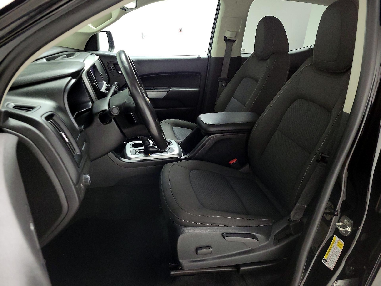 Power Seat(s) & Side Airbags