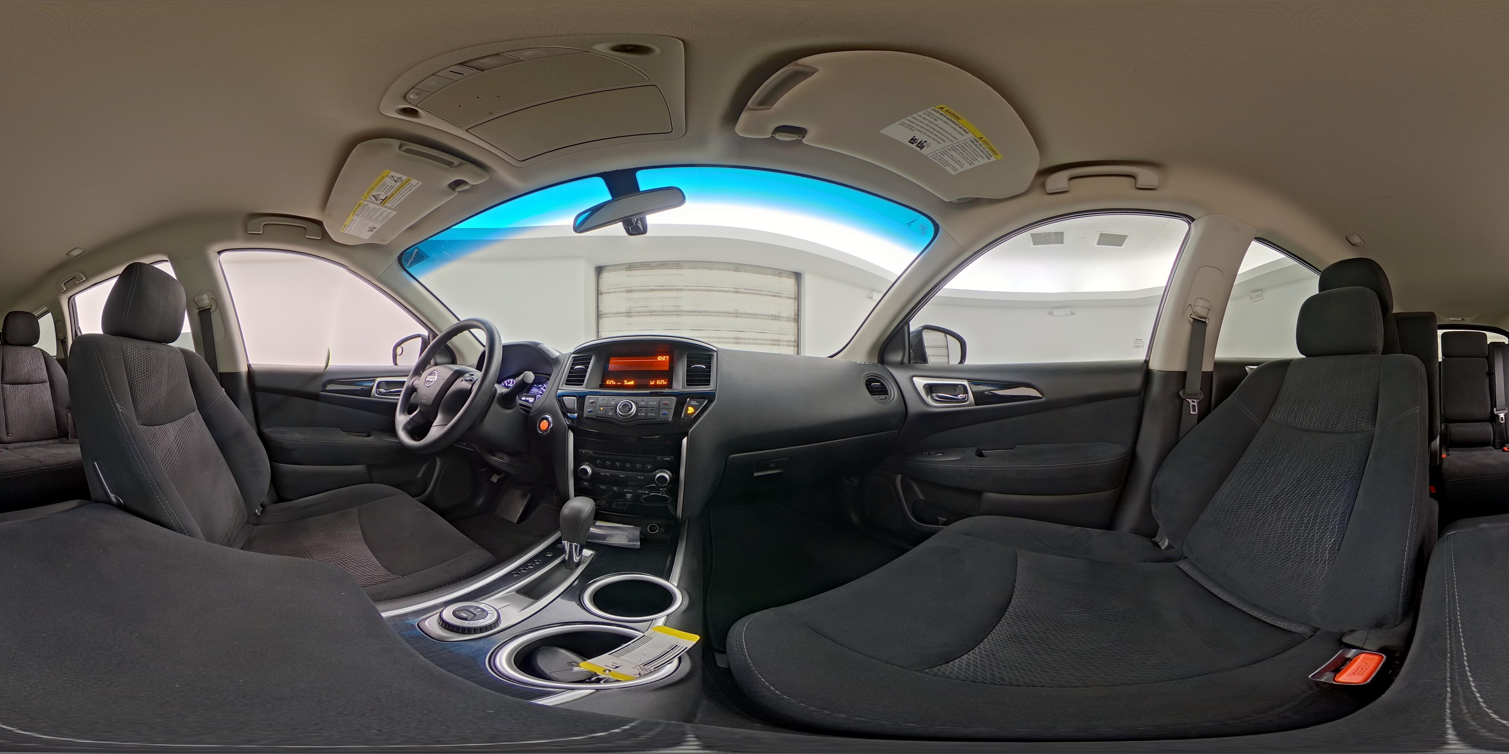 2015 Nissan Pathfinder S - Photo 23